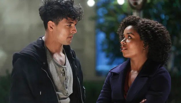 Impact of Greys Anatomy Season 9 on Dereks Injury Lore